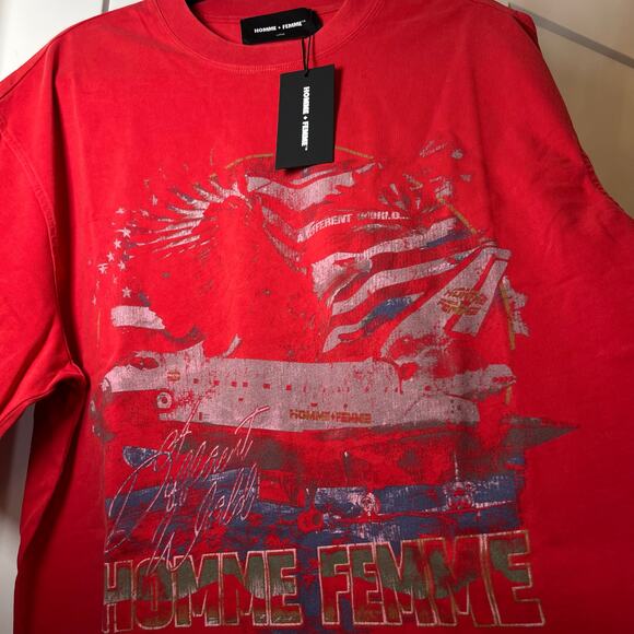 •NWT• Homme + Femme LA • Space Ship Tee in Red
HFFW2024104-1 • Men’s L - Picture 2 of 10